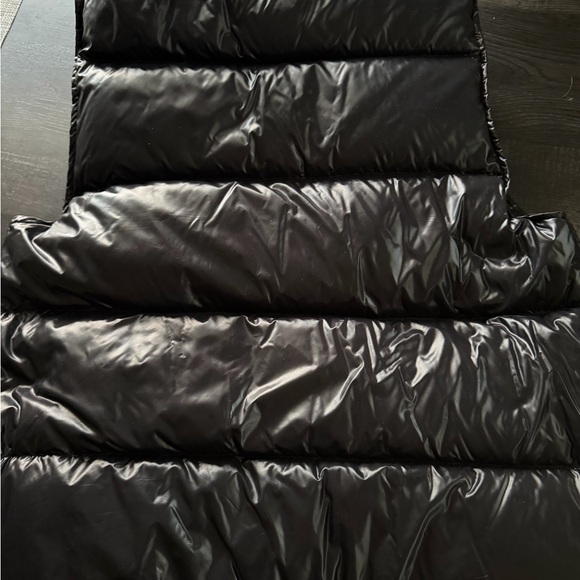 TNA Shiny Black Puffer Vest - Picture 6 of 6